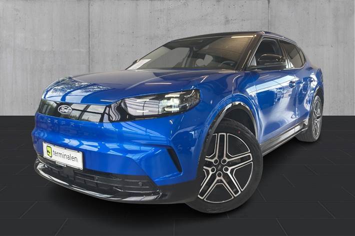 Blå Ford Capri fra 2025 set udefra