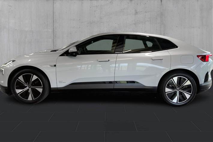 Grå Polestar 4 fra 2024