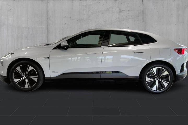 Grå Polestar 4 fra 2024