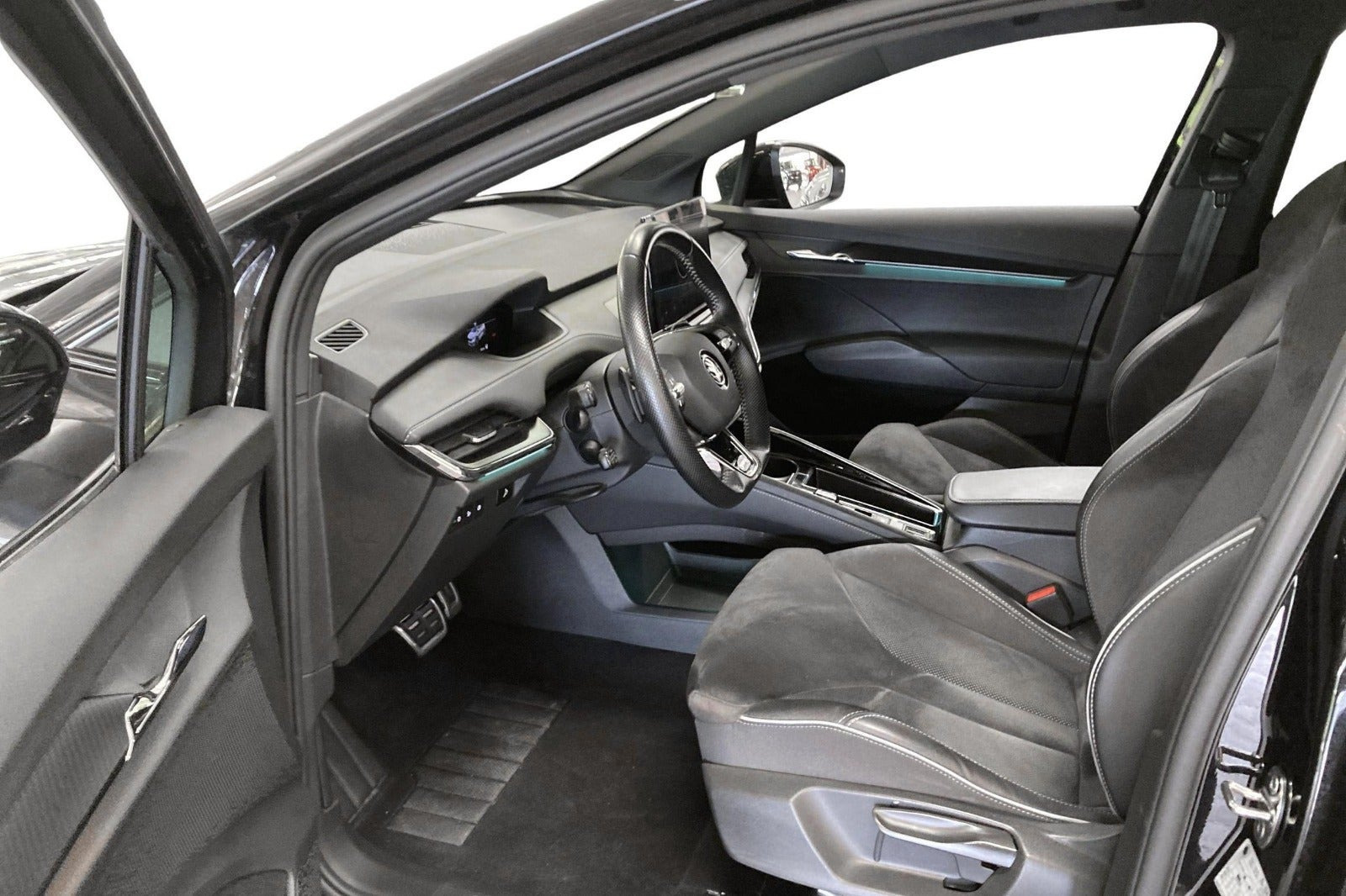 Sort Skoda Enyaq fra 2023