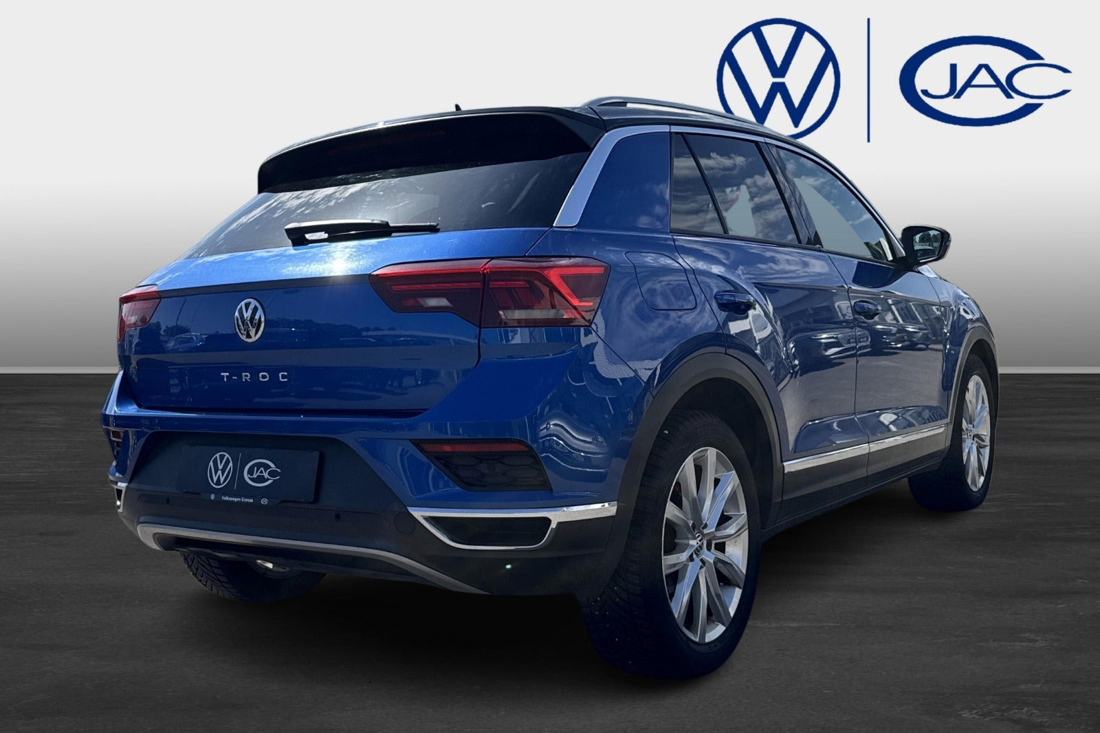 Blå VW T-Roc fra 2018
