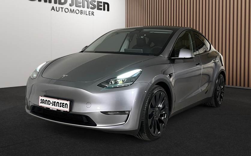 Tesla Model Y Performance AWD