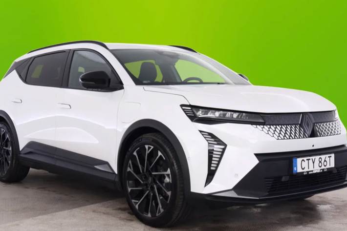 Hvid Renault Scenic E-Tech fra 2024