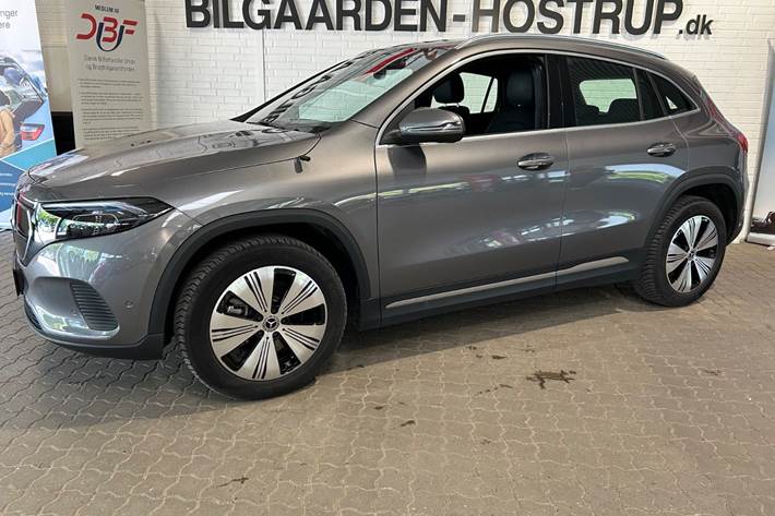 Grå Mercedes EQA250 fra 2023