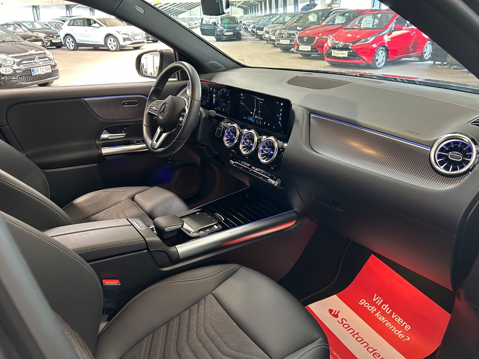 Grå Mercedes EQA250 fra 2023
