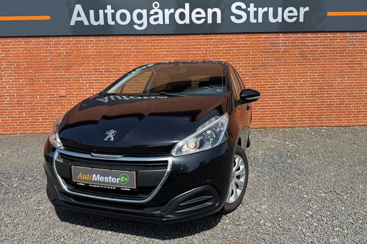 undefined Peugeot 208 fra 2017 set udefra
