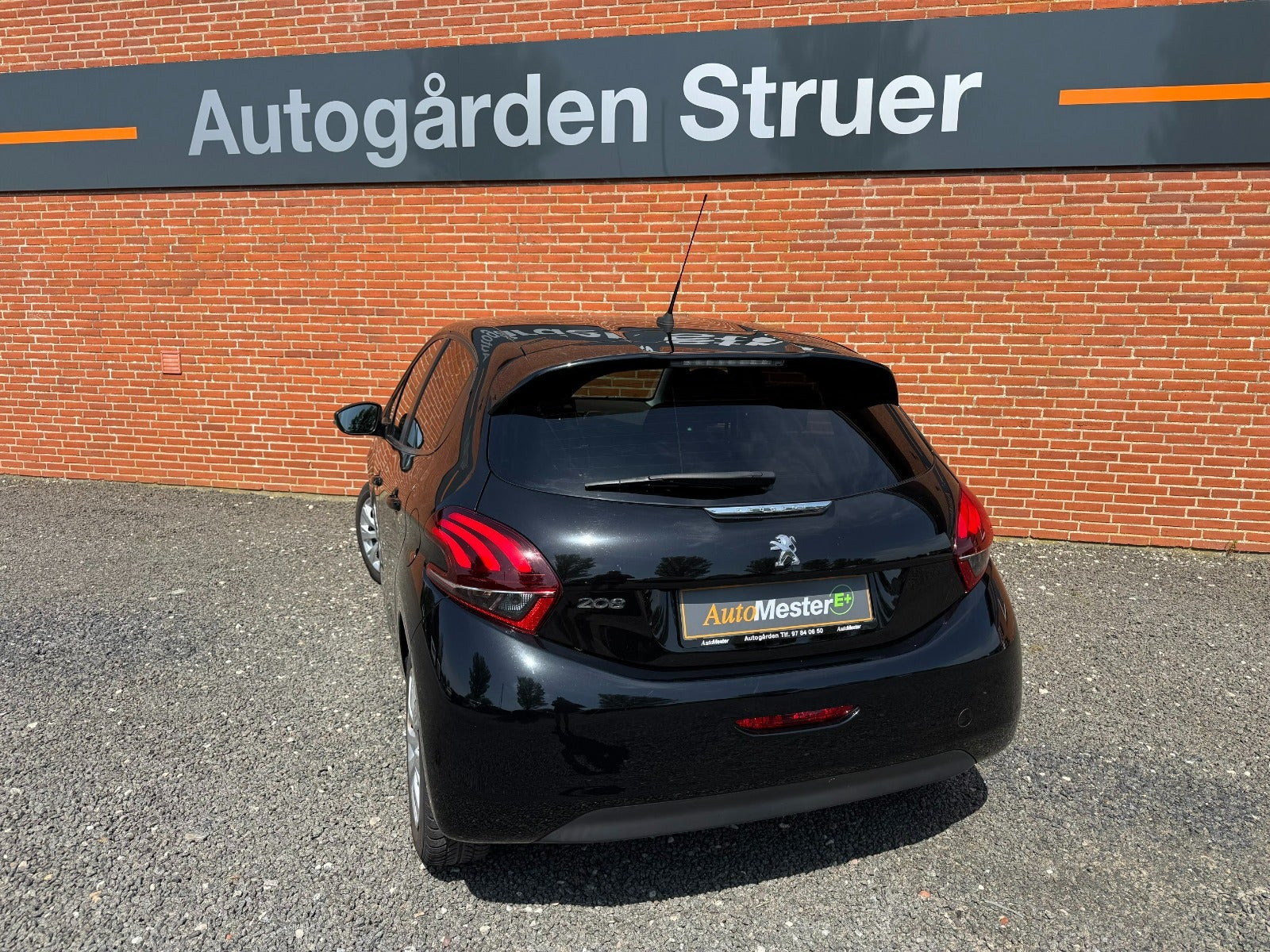 undefined Peugeot 208 fra 2017