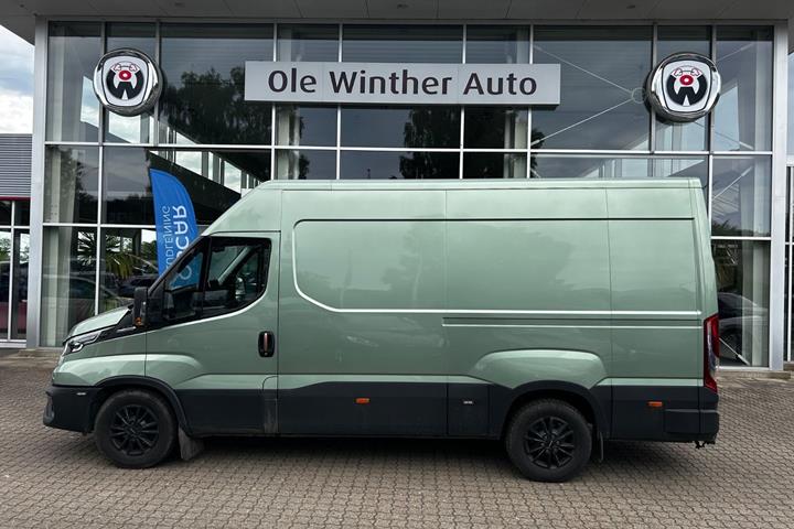 Grøn Iveco Daily fra 2025