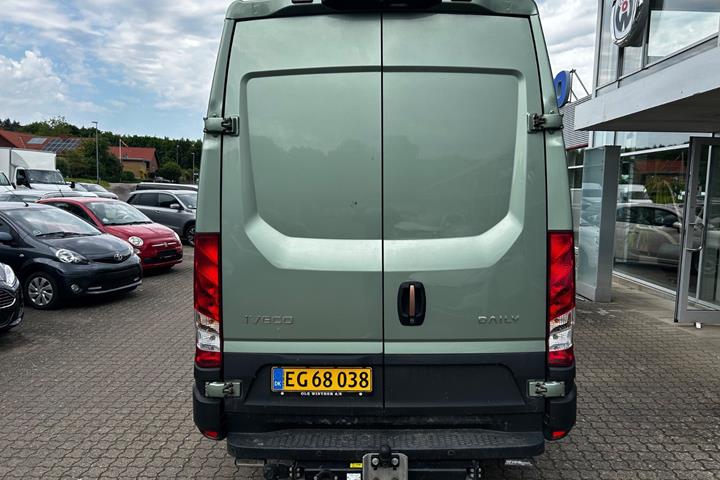 Grøn Iveco Daily fra 2025