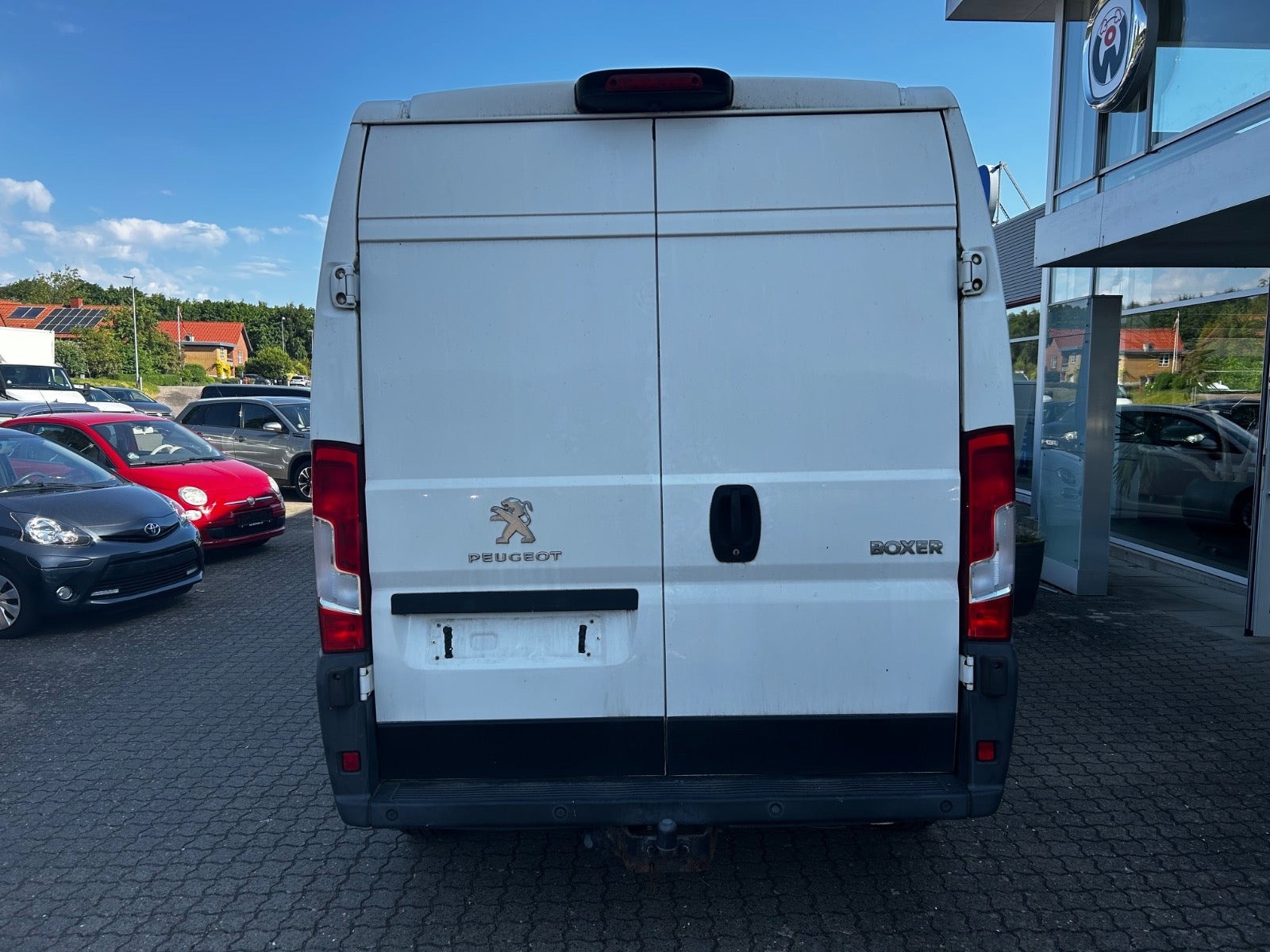 Sort Peugeot Boxer 335 fra 2018
