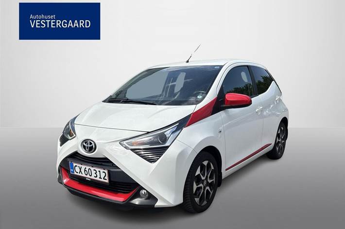 Hvid Toyota Aygo fra 2020