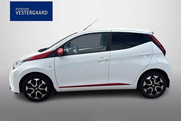Hvid Toyota Aygo fra 2020