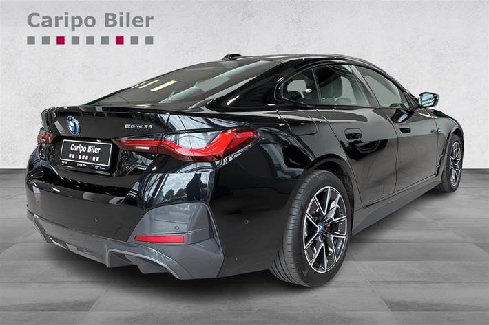 Sort BMW i4 fra 2023