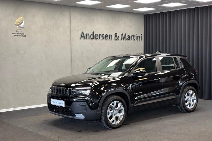 Sort Jeep Avenger fra 2023