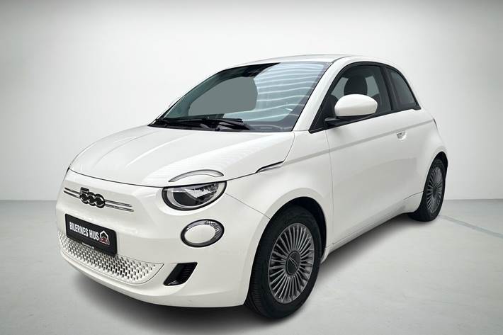 Sort Fiat 500e fra 2023