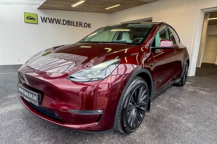 undefined Tesla Model Y fra 2023