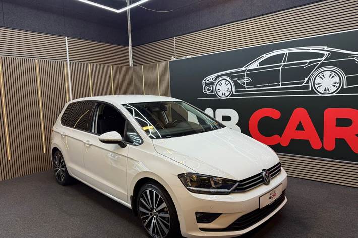 Hvid VW Golf Sportsvan fra 2015