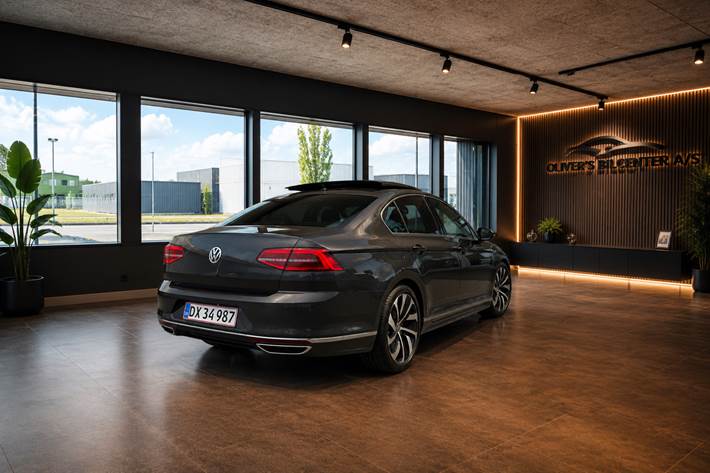 Sort VW Passat fra 2018