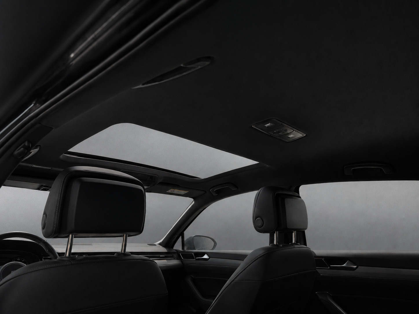 Sort VW Passat fra 2018