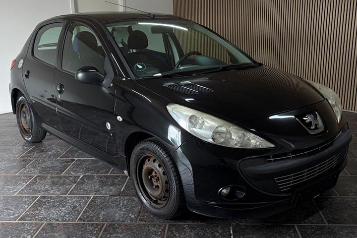 undefined Peugeot 206 fra 2007 set udefra