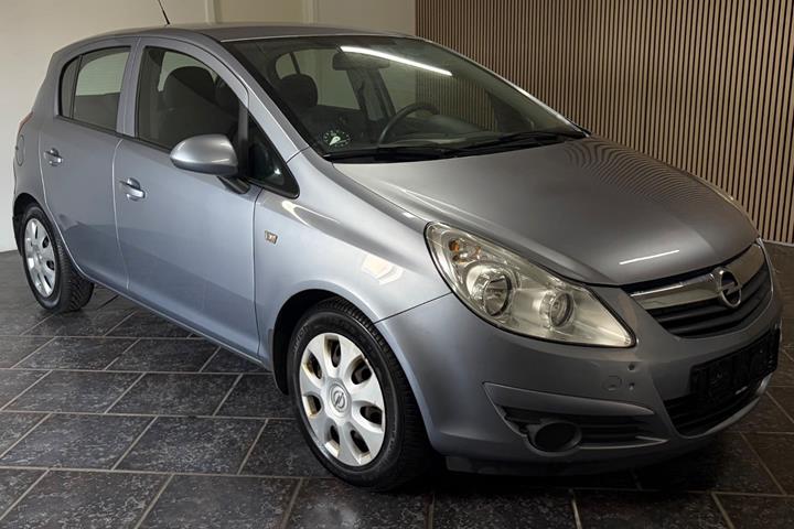 undefined Opel Corsa fra 2008 set udefra