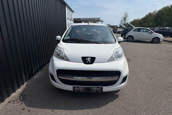undefined Peugeot 107 fra 2009