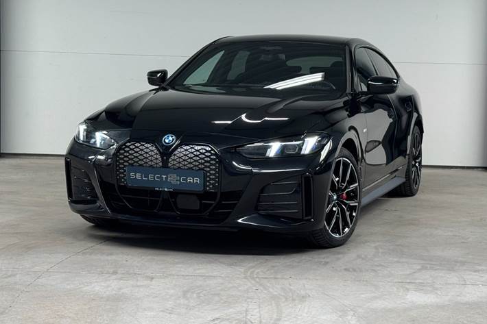 Sort BMW i4 fra 2025