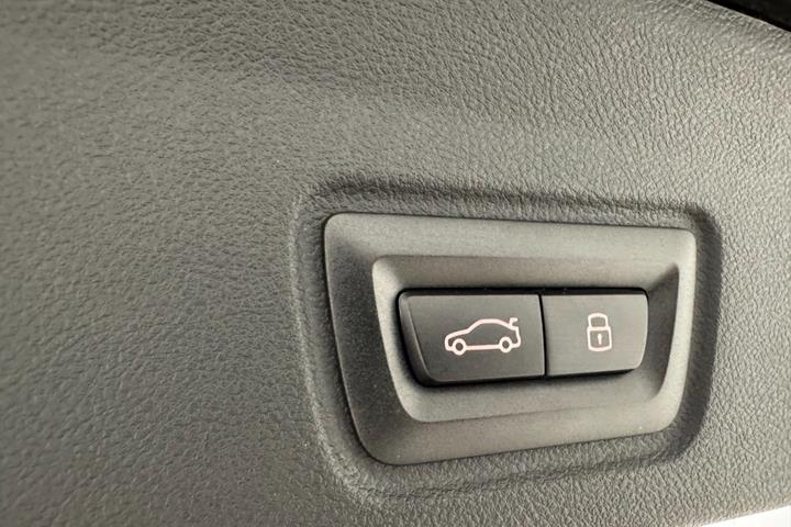 Sort BMW i4 fra 2025