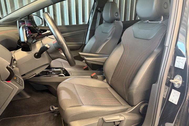 Sort VW ID.4 fra 2023