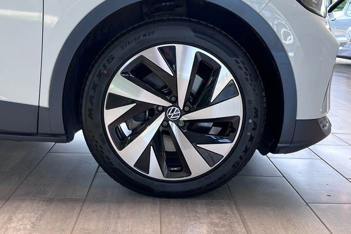 Hvid VW ID.4 fra 2021