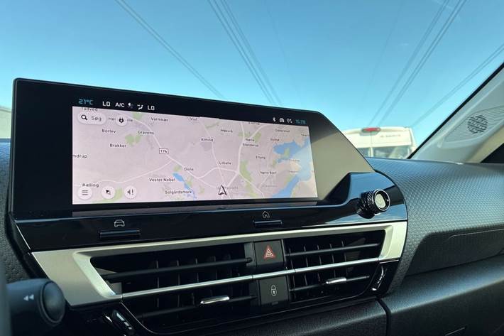 Hvid Citroën ë-C4 X fra 2024