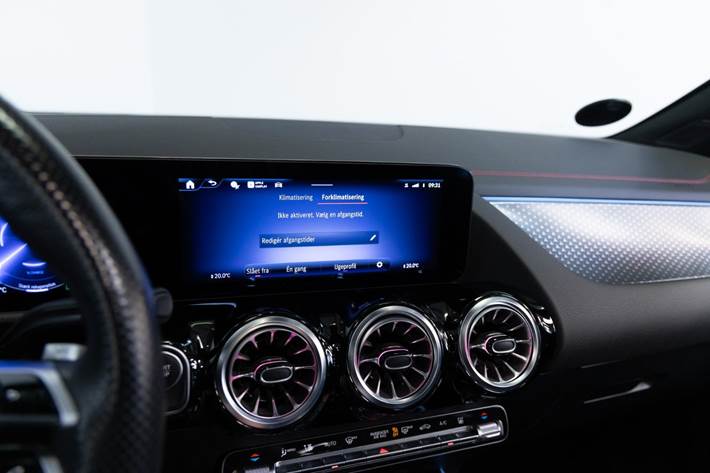 Sort Mercedes EQA250+ fra 2024