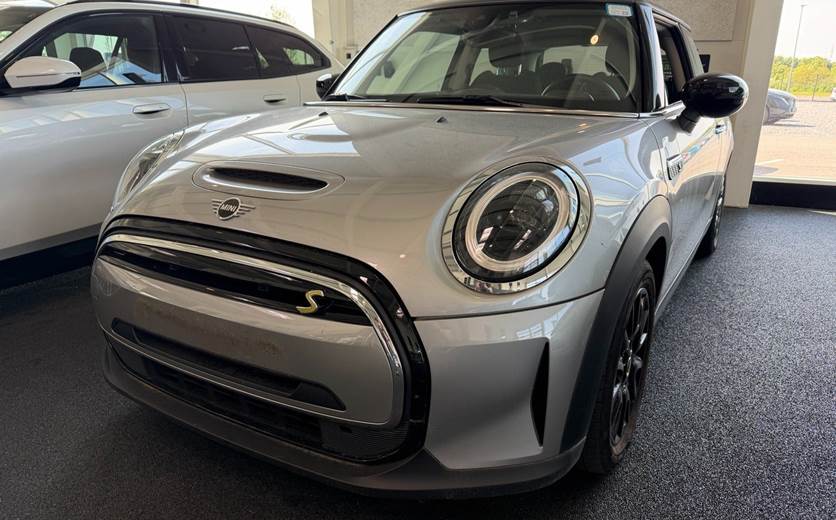 Mini Cooper SE Edition Premium Plus
