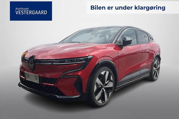 Rød Renault Megane E-Tech fra 2022