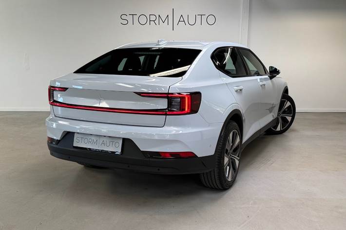 Hvid Polestar 2 fra 2023