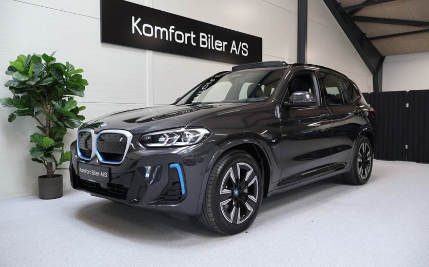 BMW iX3 Charged M-Sport