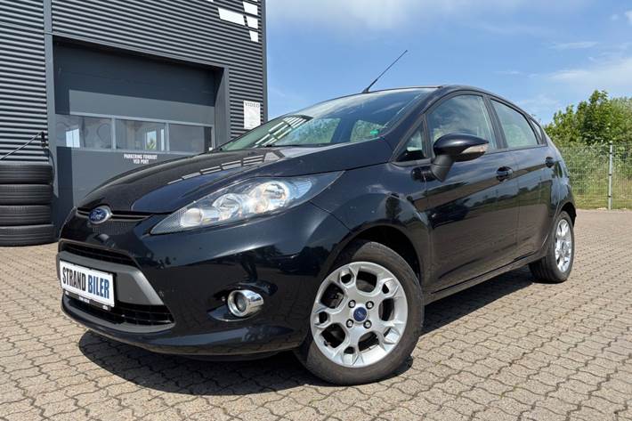 Sort Ford Fiesta fra 2012