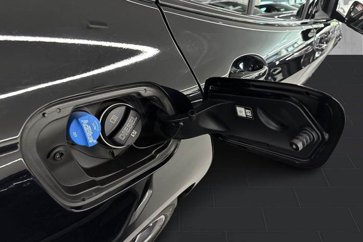Sort BMW 120d fra 2021