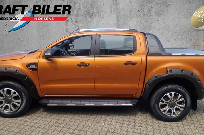 Orange Ford Ranger fra 2016