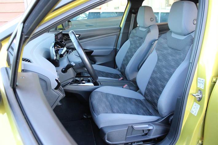 Gul VW ID.4 fra 2021