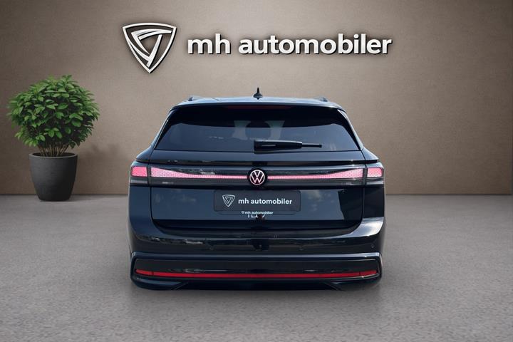 Sort VW ID.7 fra 2025
