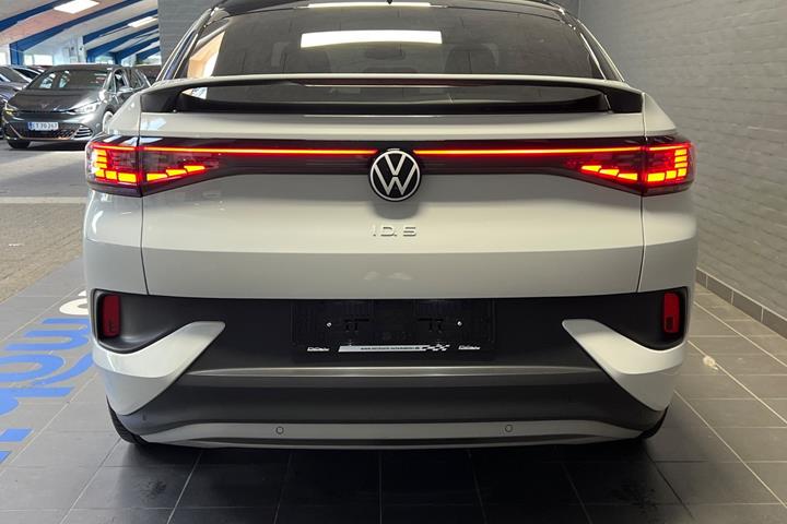 Hvid VW ID.5 fra 2024