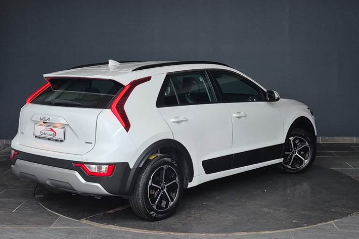 Hvid Kia Niro fra 2023