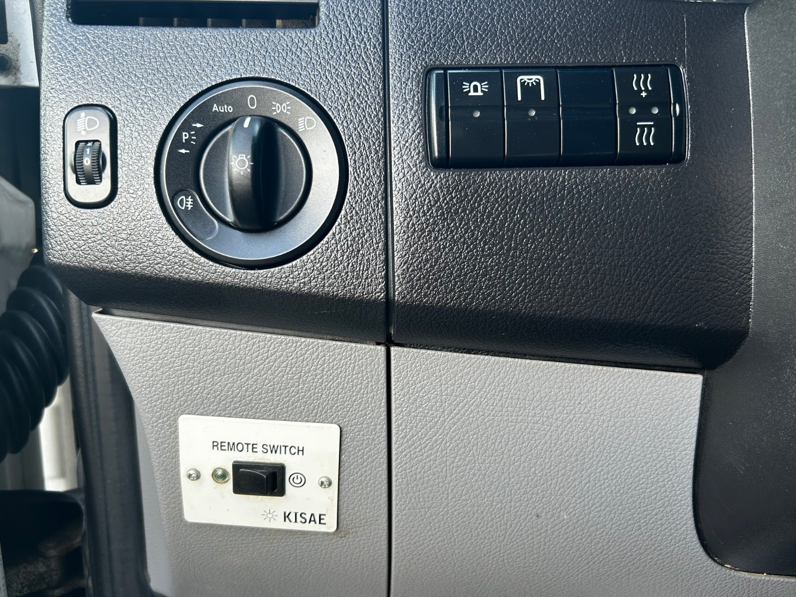 Hvid Mercedes Sprinter 319 fra 2017