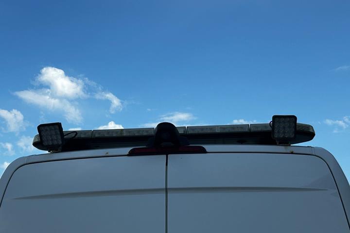 Hvid Mercedes Sprinter 319 fra 2017