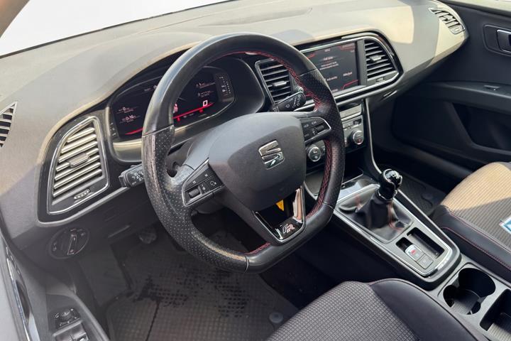 Grå Seat Leon fra 2019
