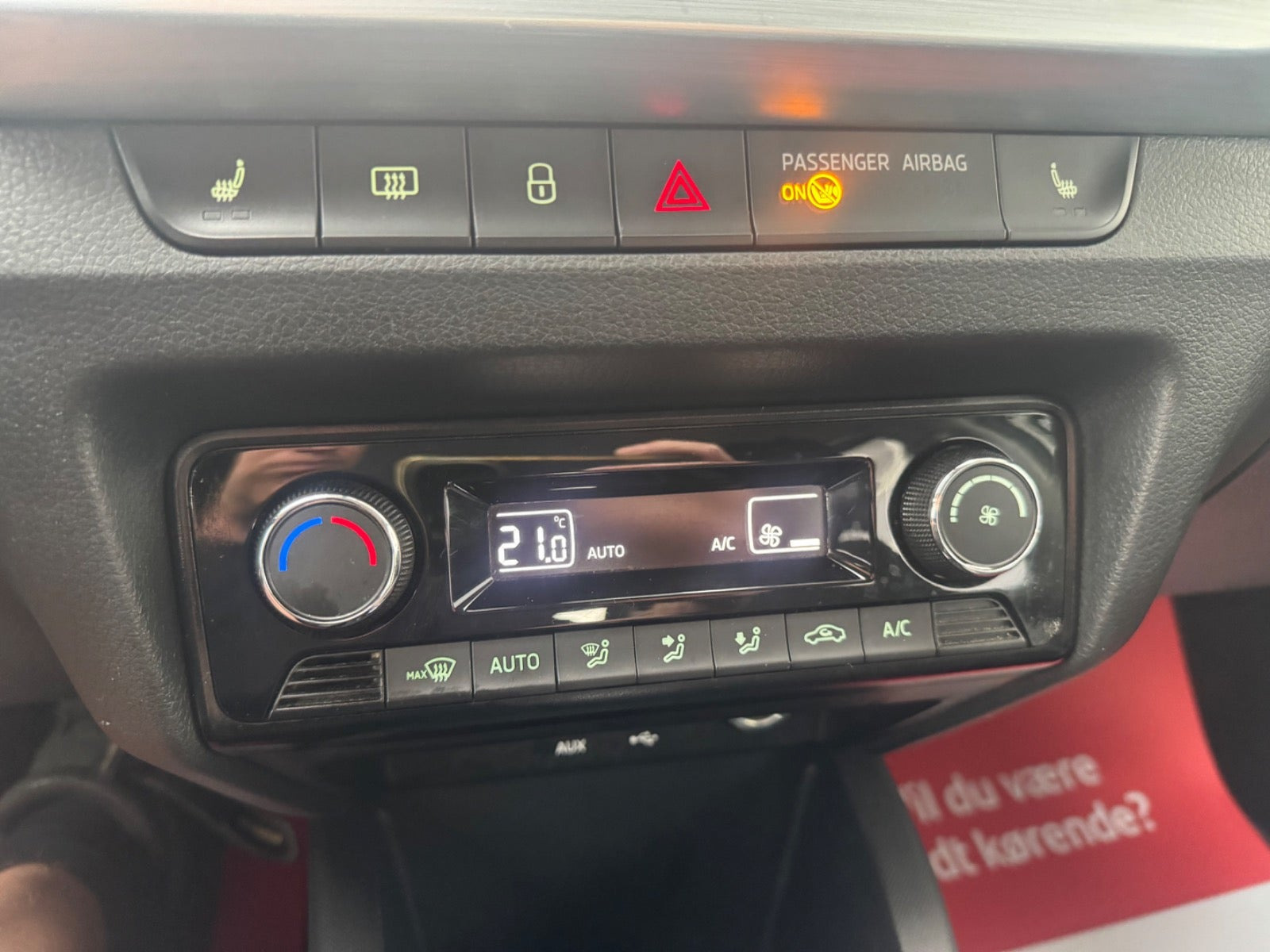 Grå Skoda Fabia fra 2017