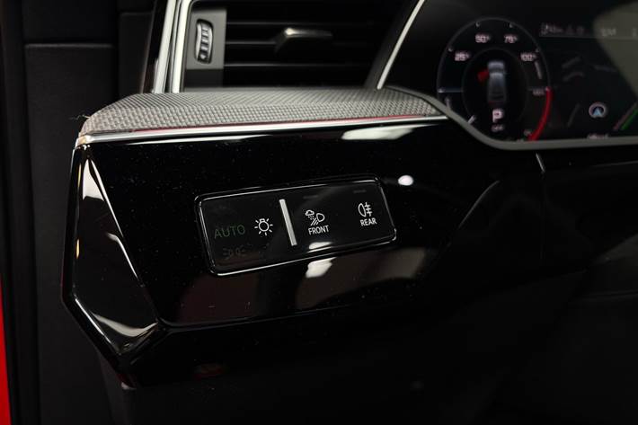 undefined Audi SQ8 fra 2024