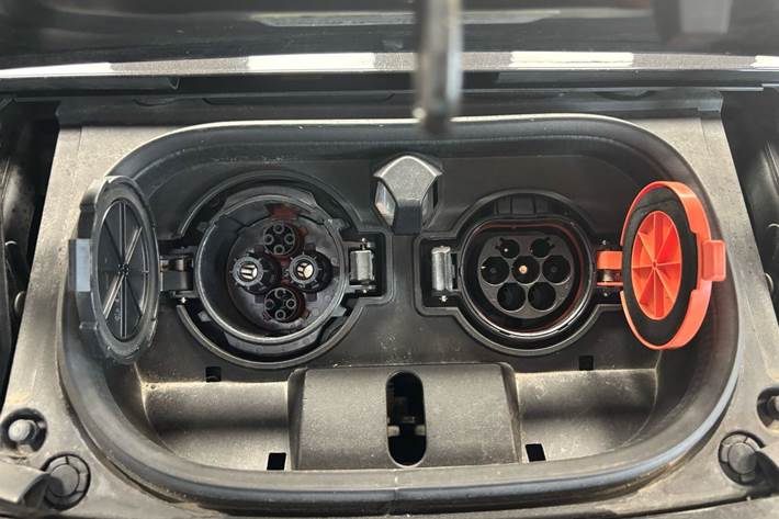 Sort Nissan Leaf fra 2018