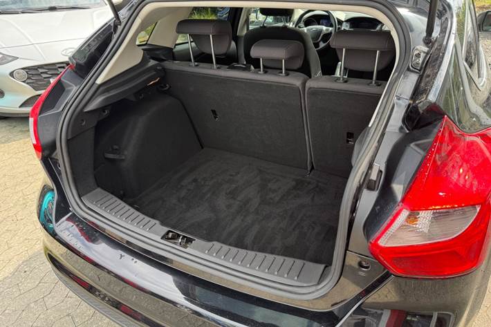 Sort Ford Focus fra 2013